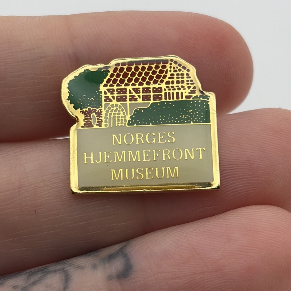 Norges Hjemmefront Museum Oslo Norway Lapel Hat Pin